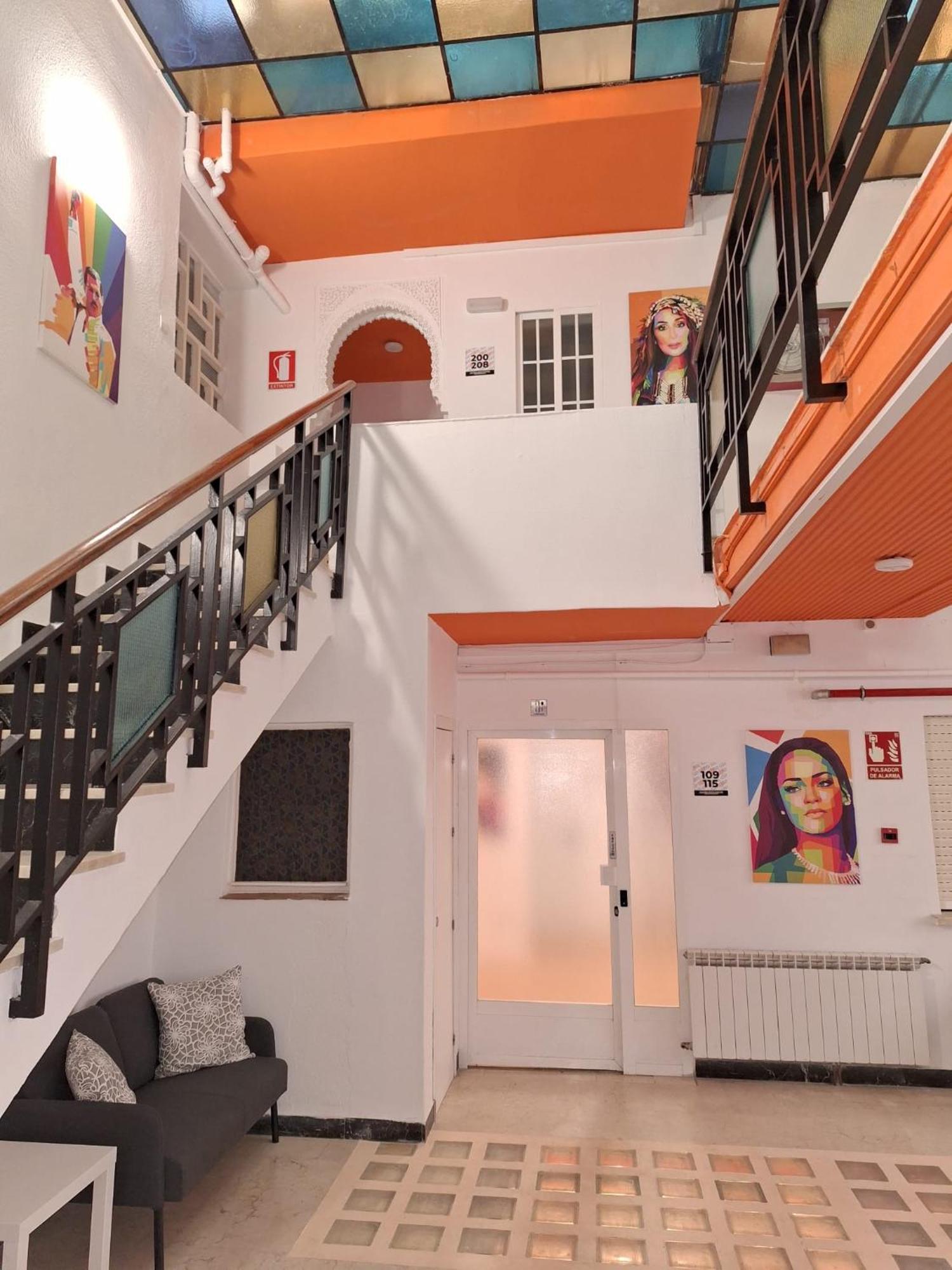 Arc House Gasthof *